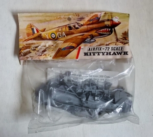 AIRFIX 1/72 118 CURTISS P-40 KITTYHAWK 1A