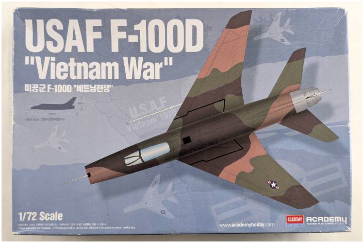 ACADEMY 1/72 12553 USAF F-100D VIETNAM WAR