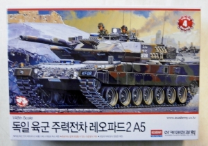 ACADEMY 1/48 13008 LEOPARD 2 A5
