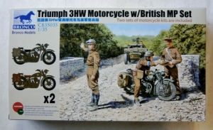 BRONCO 1/35 35035 TRIUMPH 3HW MOTORCYCLE WITH BRITISH MP SET