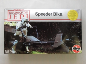AIRFIX  10180 RETURN OF THE JEDI SPEEDER BIKE