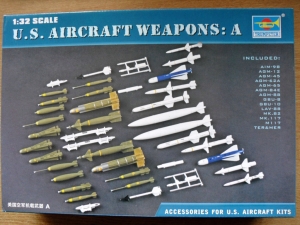 TRUMPETER 1/32 03302 US AIRCRAFT WEAPONS A
