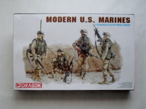 DRAGON 1/35 3027 MODERN US MARINES