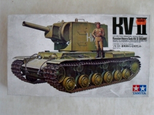 TAMIYA 1/35 35063 KV-II GIGANT