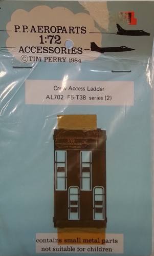 P.P.AEROPARTS 1.72 AL702 CREW ACCESS LADDER F5-T38 SERIES  2 