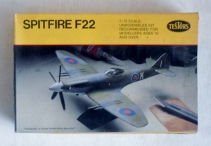 TESTORS 1/72 005 SPITFIRE F22