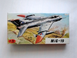 KP 1/72 MiG-19