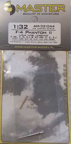 MASTERMODEL 132 AM-32-044 F-4 PHANTOM II LONG NOSE VERSIONS