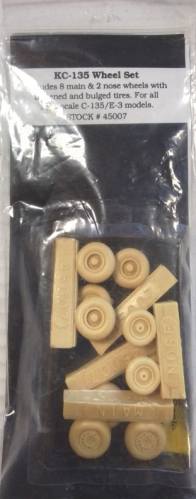 TRUE DETAILS 1/72 45007 KC-135 WHEEL SET