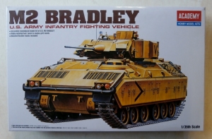 ACADEMY 1/35 13237 M2 BRADLEY