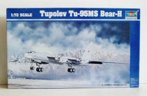 TRUMPETER 1/72 01601 TUPOLEV Tu-95MS BEAR H  UK SALE ONLY 