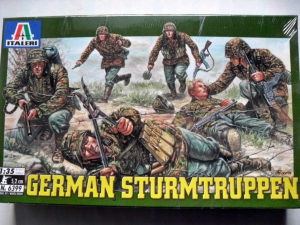 ITALERI 1/35 6399 GERMAN STURMTRUPPEN