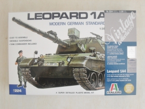 ITALERI 1/35 224 LEOPARD 1A4  VINTAGE COLLECTION 