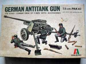 ITALERI 1/35 300 GERMAN ANTI TANK GUN PAK 40 7.5cm
