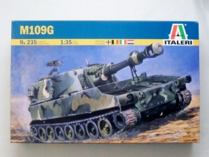 ITALERI 1/35 235 M-109G HOWITZER