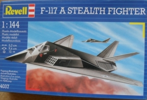 REVELL 1/144 04037 F-117 STEALTH FIGHTER