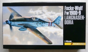 TRIMASTER 1/48 MA-01 FOCKE-WULF Fw 190D-9 LANGNASEN DORA