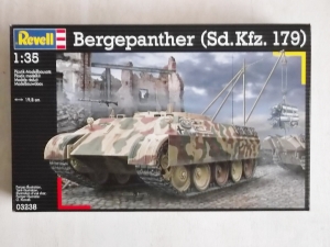 REVELL 1/35 03238 BERGEPANTHER  Sd.Kfz.179 