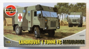 AIRFIX 1/76 02333 LANDROVER 1 TONNE FC AMBULANCE