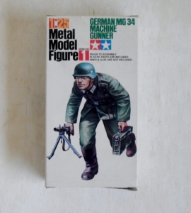 TAMIYA 1/25 MF001 GERMAN MG 34 MACHINE GUNNER METAL FIGURE