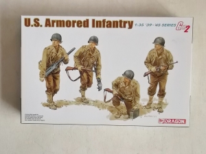 DRAGON 1/35 6366 US ARMOURED INFANTRY