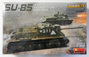 MINIART 1/35 35204 SU-85 Mod 1944 WITH INTERIOR KIT