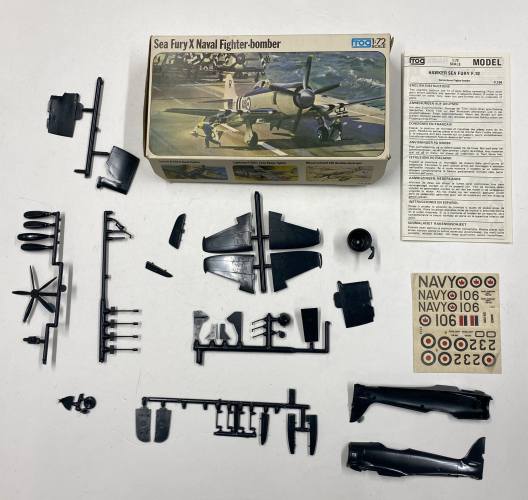 KINGKIT MODEL SCRAPYARD 1/72 FROG F154 SEA FURY X  INCOMPLETE 