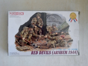 DRAGON 1/35 6023 RED DEVILS ARNHEM 1944