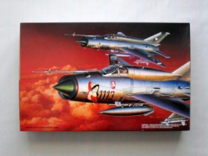 FUJIMI 1/72 35110 MiG-21MF PIN UP MIG