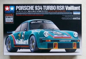 TAMIYA 1/24 24334 PORSCHE 934 TURBO RSR VAILLANT