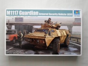 TRUMPETER 1/35 01541 M1117 GUARDIAN ASV