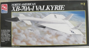 AMT 1/72 8907 NORTH AMERICAN XB-70A-1 VALKYRIE  UK SALE ONLY 