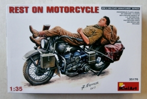 MINIART 1/35 35176 REST ON MOTORCYCLE