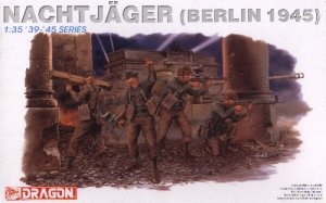 DRAGON 1/35 6089 NACHTJAGER BERLIN 1945