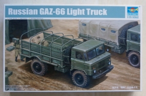 TRUMPETER 1/35 01016 RUSSIAN GAZ-66 LIGHT TRUCK 