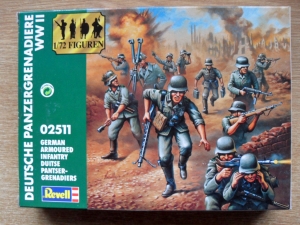 REVELL 1/72 02511 GERMAN PANZER GRENADIERS