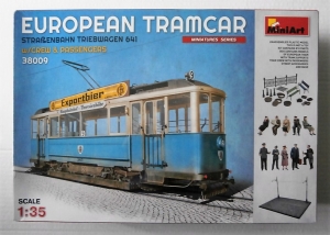 MINIART 1/35 38009 EUROPEAN TRAMCAR w/CREW   PASSENGERS