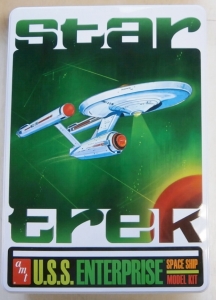AMT  640 STAR TREK USS ENTERPRISE
