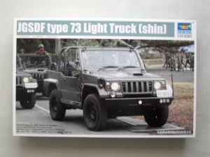 TRUMPETER 1/35 05520 JGSDF TYPE 73 LIGHT TRUCK  SHIN 