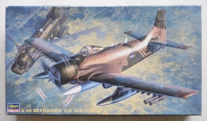 HASEGAWA 1/72 BP7 A-1H SKYRAIDER USAF
