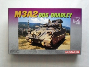 DRAGON 1/72 7229 M3A2 ODS BRADLEY