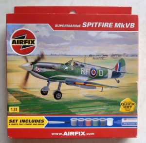 AIRFIX 1/72 02046G SUPERMARINE SPITFIRE Mk VB GIFT SET
