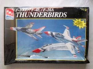 AMT 1/72 8228 F-100D/F-4E/F-16A THUNDERBIRDS