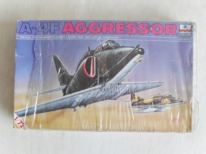 ESCI 1/72 9003 A-4F AGGRESSOR
