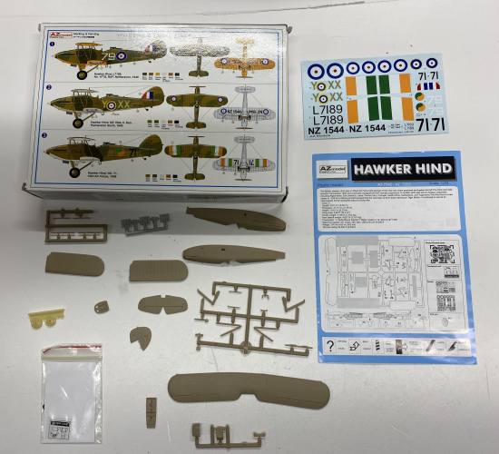 KINGKIT MODEL SCRAPYARD 1/72 AZ MODEL 7242 HAWKER HIND MK.I IN CAMOUFLAGE  INCOMPLETE 