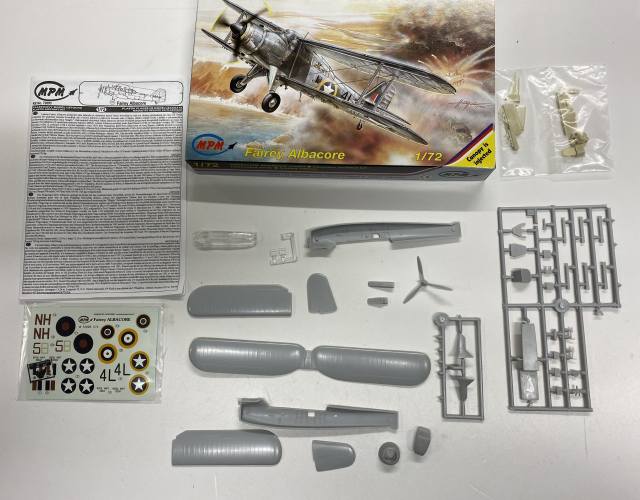 KINGKIT MODEL SCRAPYARD 1/72 MPM 72095 FAIREY ALBACORE  STARTED 