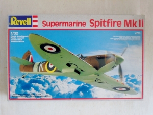 REVELL 1/32 4773 SUPERMARINE SPITFIRE Mk.II