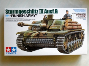 TAMIYA 1/35 35310 STURMGESCHUTZ III Ausf.G FINNISH