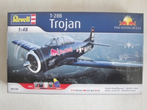 REVELL 1/48 05726 T-28B TROJAN THE FLYING BULLS GIFT SET
