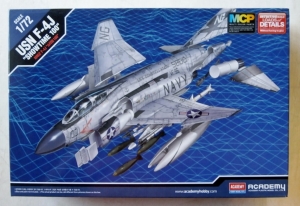 ACADEMY 1/72 12515 USN F-4J SHOWTIME 100
